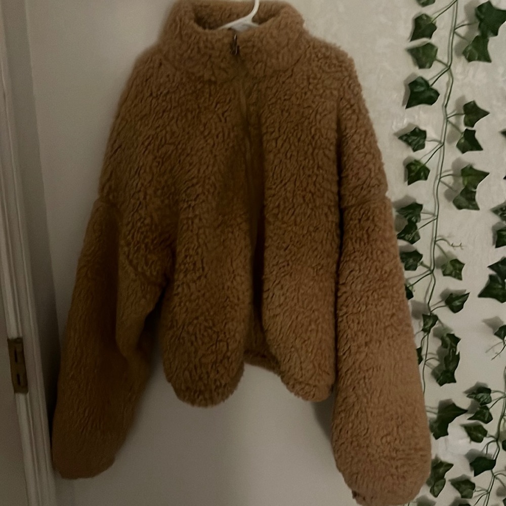 NEW hollister sherpa sweater